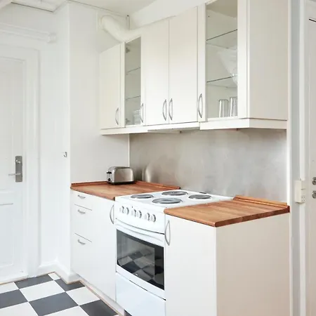 Appartement Stylish 5 Person In Vibrant Urban Area *